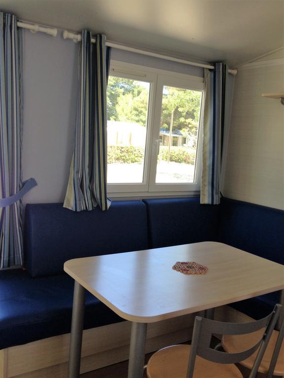 Mobil Home De Patricia Et Franck Narbonne-Plage Exteriér fotografie